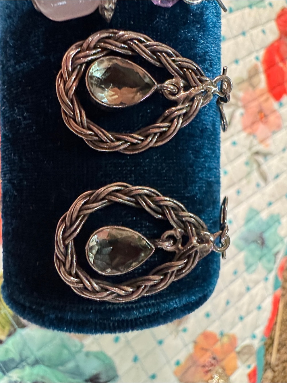 Assorted earrings - Picture 6 of 7